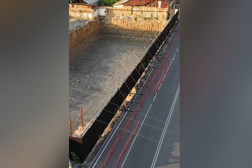 В Оше приостановили лицензию строительной компании «Алтын Строй Групп»