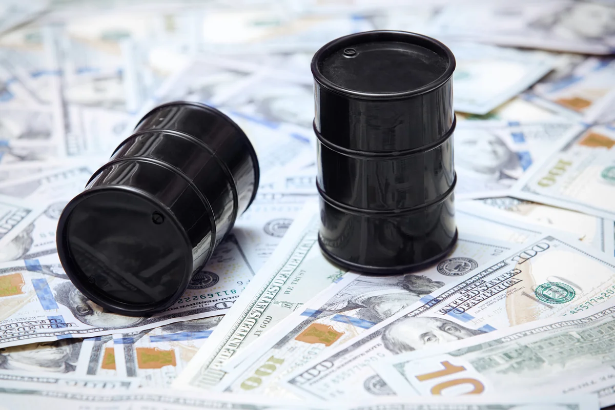 Азербайджанская нефть незначительно подешевела