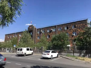 İrəvanda müttəhim məhkəmə zalından qaçıb