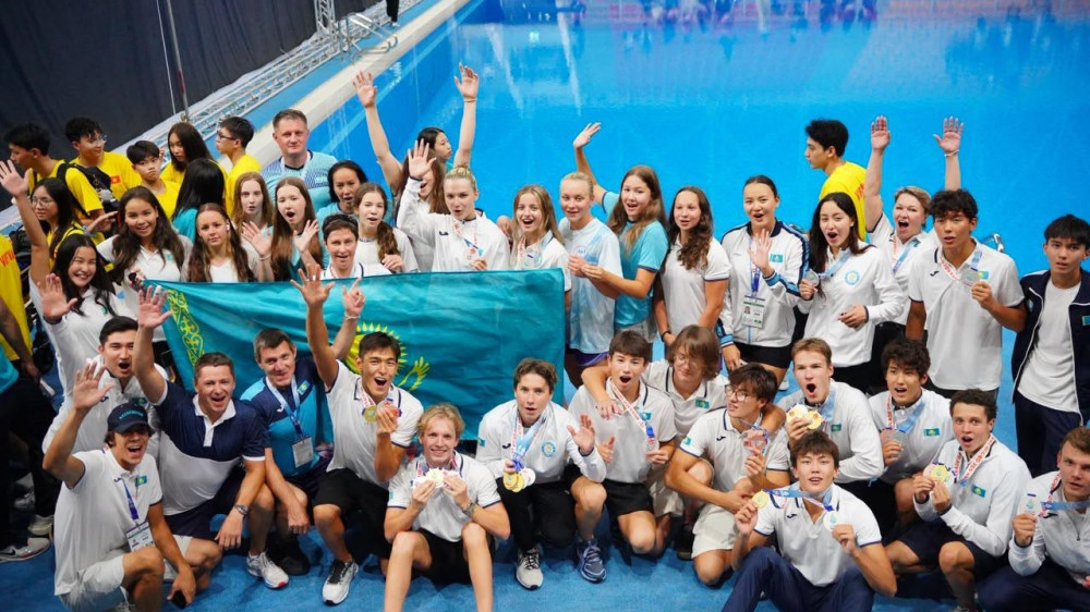 Сборная Казахстана завоевала 22 медали на чемпионате по водным видам спорта