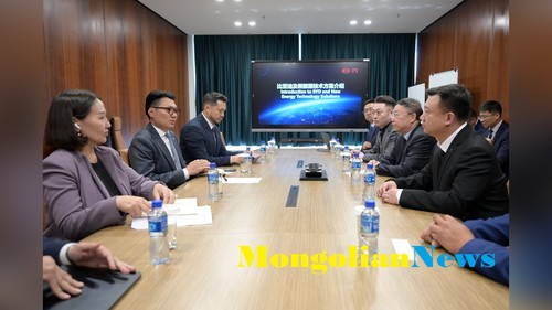 Мэр Улаанбаатара провел встречу с руководством мирового лидера BYD Company Limited. Видео