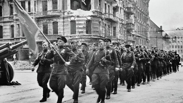 Обед по расписанию: чем питались военные во время Великой Отечественной войны