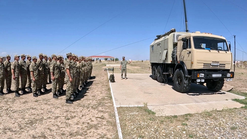 Hərbi vəzifəlilərin növbəti təlim toplanışı başa çatdı