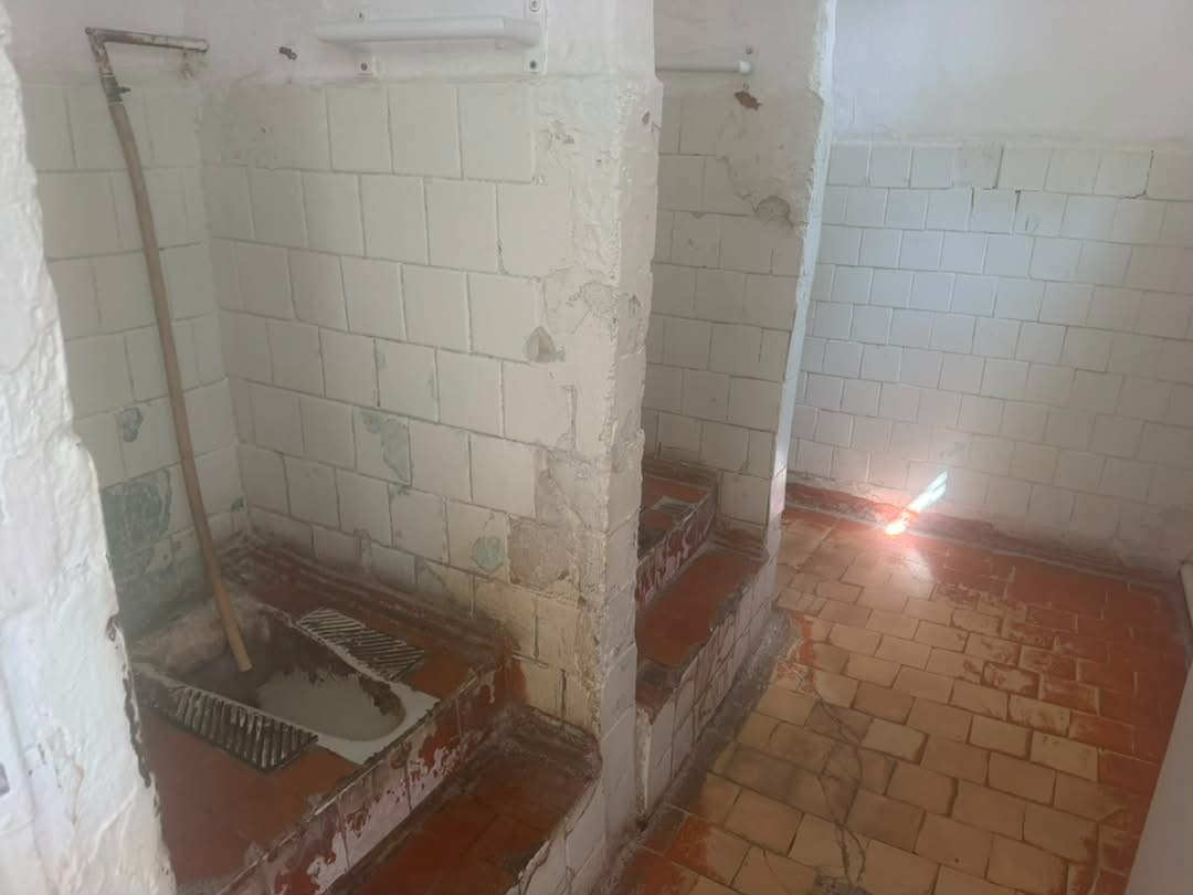 Омбудсмен проверила психиатрическую больницу в селе Кызыл-Жар