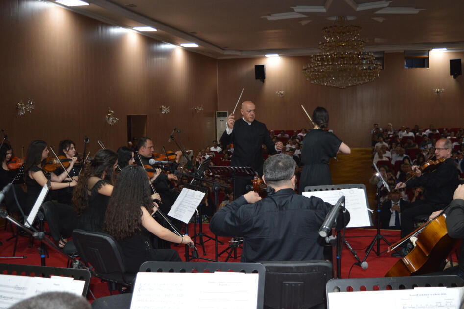 Niyazi adına Dövlət Simfonik Orkestri Ağcabədidə konsert proqramı ilə çıxış edib