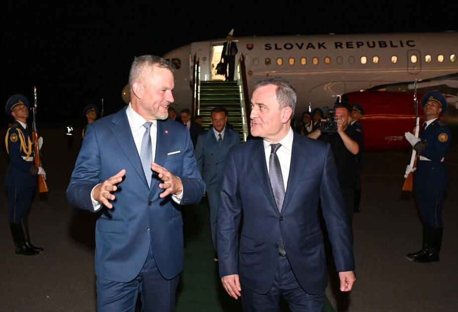 Slovakiya Prezidenti Peter Pelleqrini Azərbaycana rəsmi səfərə gəlib