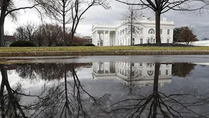 Белый дом допустил усиление охраны президента США
