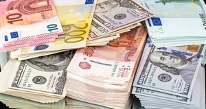 Новый рекорд юаня и дешевеющий рубль: курс валют на 26 мая