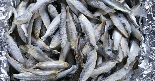 Кыргызстан сократил импорт мороженой рыбы на 45% в январе-апреле