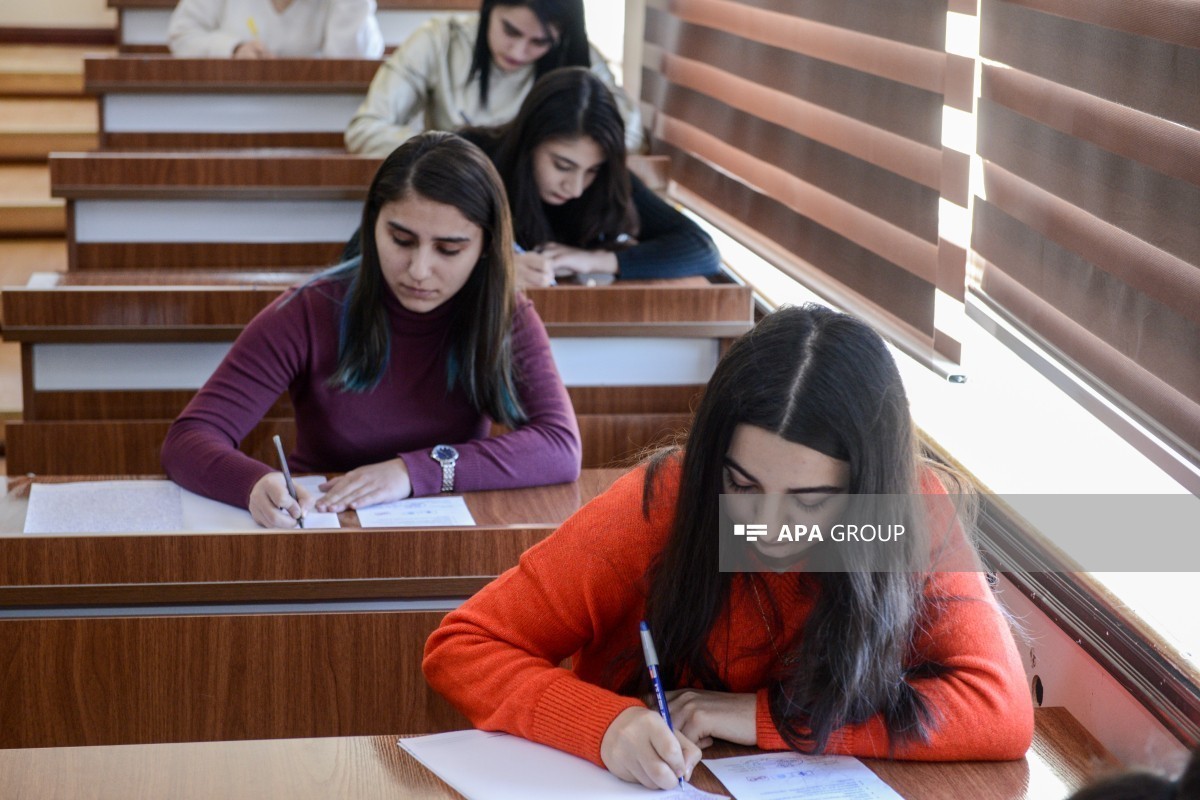 Gələn ildən buraxılış imtahanının müddətinə 15 dəqiqə əlavə olunacaq
