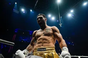 Бахрам Раджабзаде начинает борьбу за чемпионский пояс Glory Collision 9
