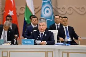 Президент Узбекистана выдвинул ряд инициатив на неформальном саммите Организации тюркских государств