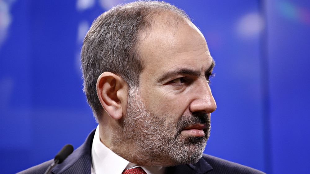 Премьер Армении Пашинян подал в отставку