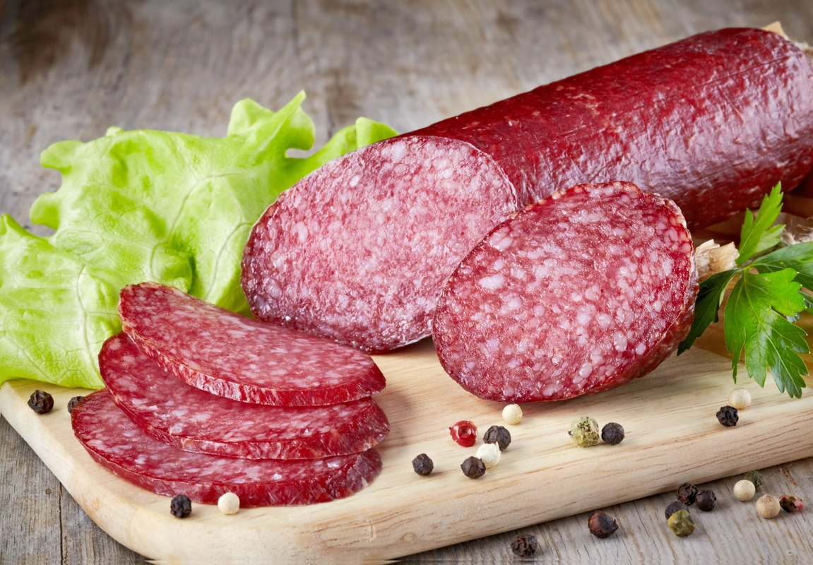Hansı şəxslərə kolbasa-sosis