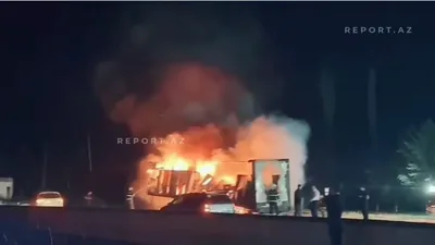 Молния спровоцировала пожар грузовика на трассе Баку–Газах