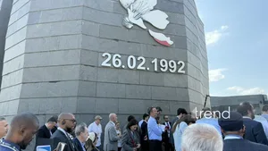 Участники IV Шушинского глобального медиафорума посетили Мемориал Ходжалинского геноцида (ФОТО)