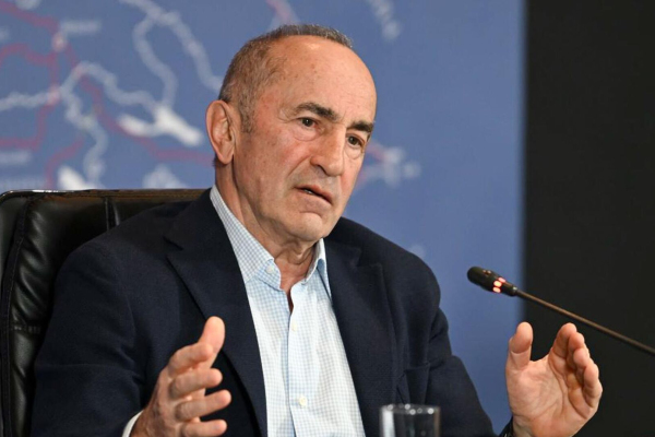 Koçaryan: Rusiyaya qarşı sanksiyaların ləğvi təhlükəsi