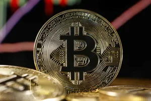 Стоимость биткоина поднялась до 80 тысяч долларов впервые с 15 мая 2026 года