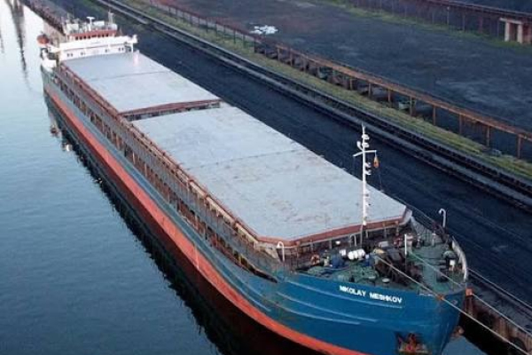 Азербайджанские моряки объявили голодовку в Самсуне