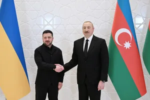 Зеленский поздравляет Алиева