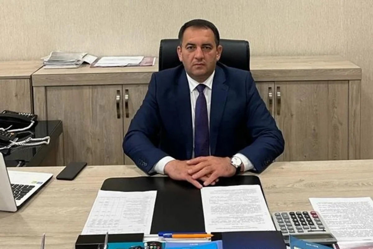 Bakıda bələdiyyə sədri bıçaqlandı
