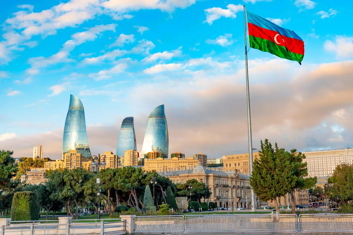 Однажды поднятое знамя не падёт