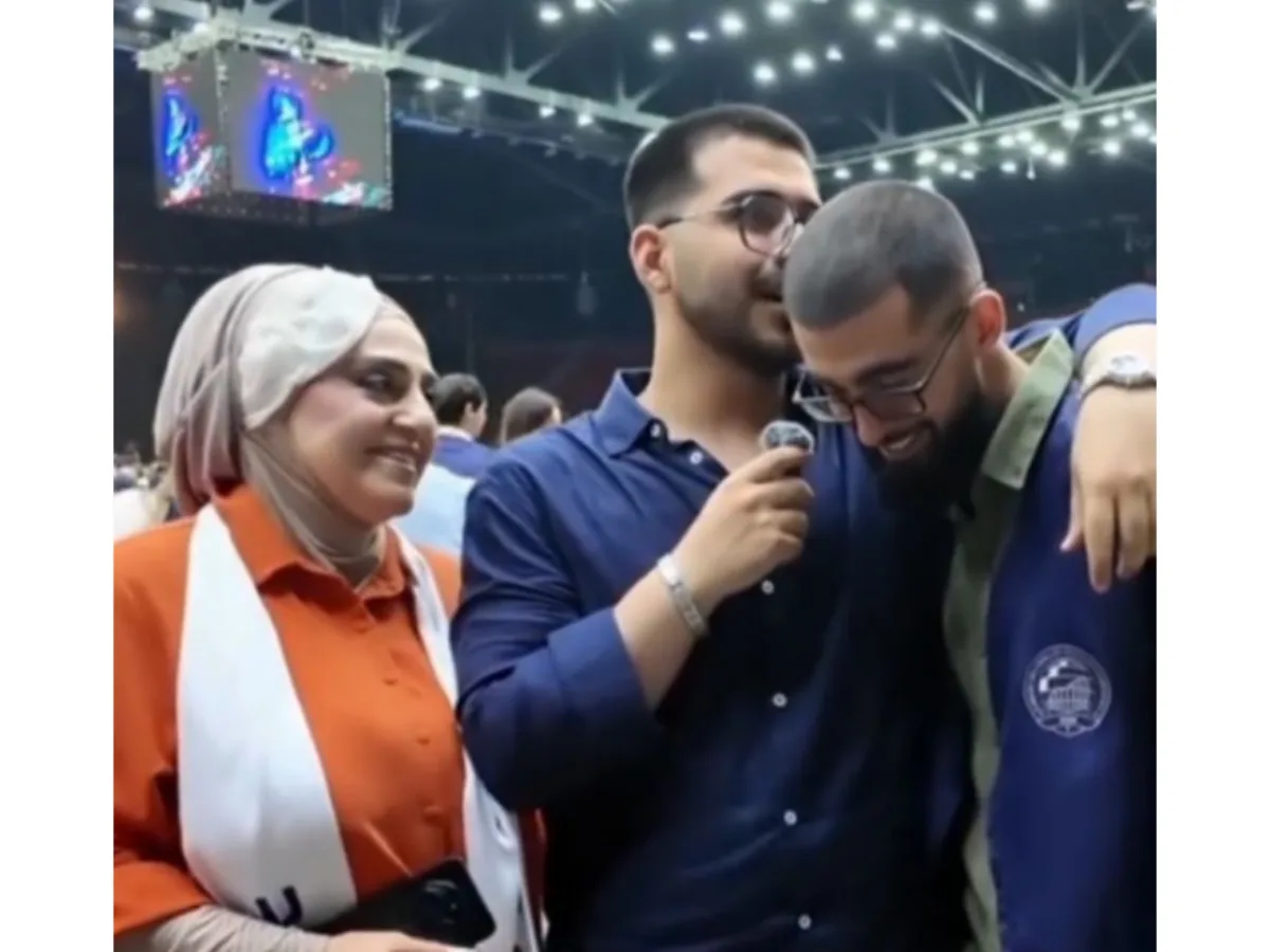 Kuryerlik edib qardaşını oxutdu