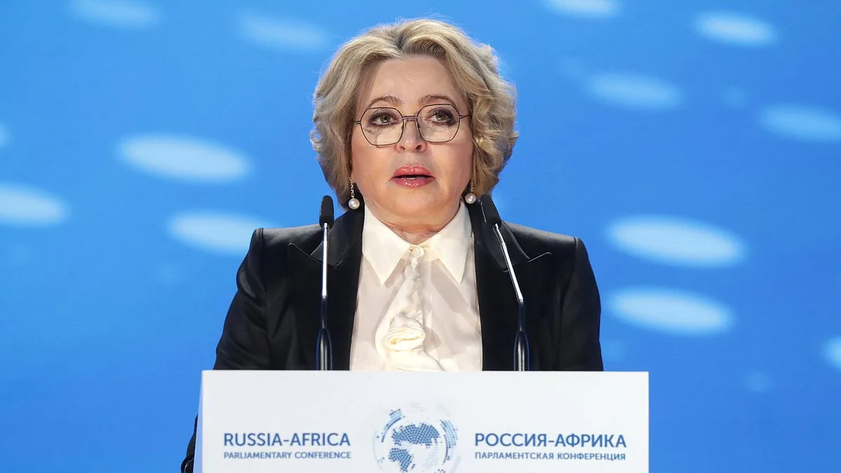 Валентина Матвиенко поздравила Первого вице-президента Мехрибан Алиеву
