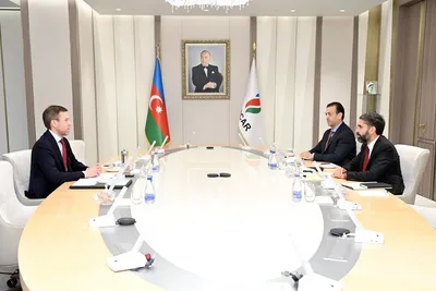 SOCAR и "Укрнафта" обсудили развитие сотрудничества