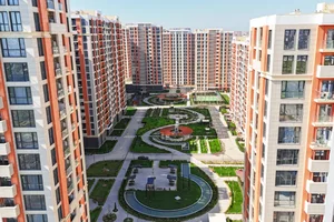 В жилом комплексе «Park Yasamal» представлены квартиры в готовых и строящихся домах от компании «Kristal»