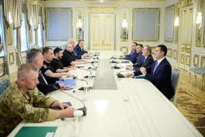 Байрамов: Зеленский поблагодарил Ильхама Алиева за гумпомощь Украине