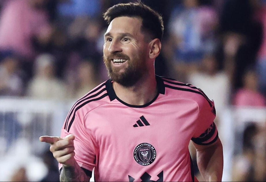Messi uzun müddət sonra meydana çıxdı