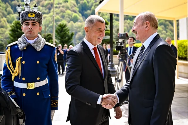 Andrey Babiş İlham Əliyevi Çexiyaya dəvət etdi