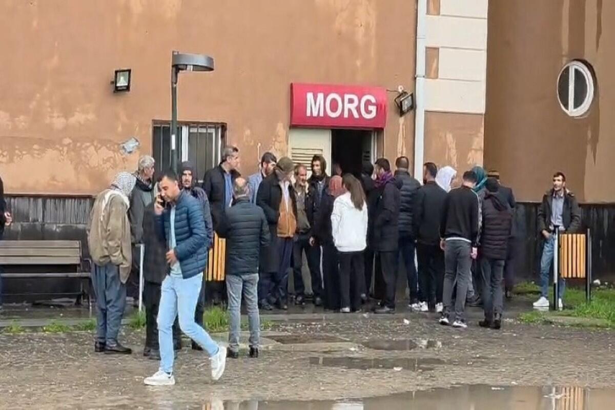 В Турции двое школьников погибли от удара молнии
