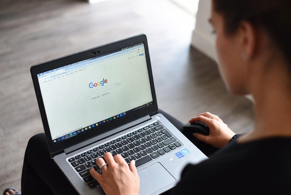 Обнародована доля Google на рынке поисковых систем Азербайджана в мае