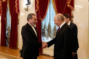 Putin Müctəba Xameneinin mesajına görə təşəkkür etdi