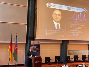 В Гамбурге проходит III Форум инженеров-азербайджанцев