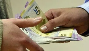 В Азербайджане средняя зарплата увеличилась на 7,3%