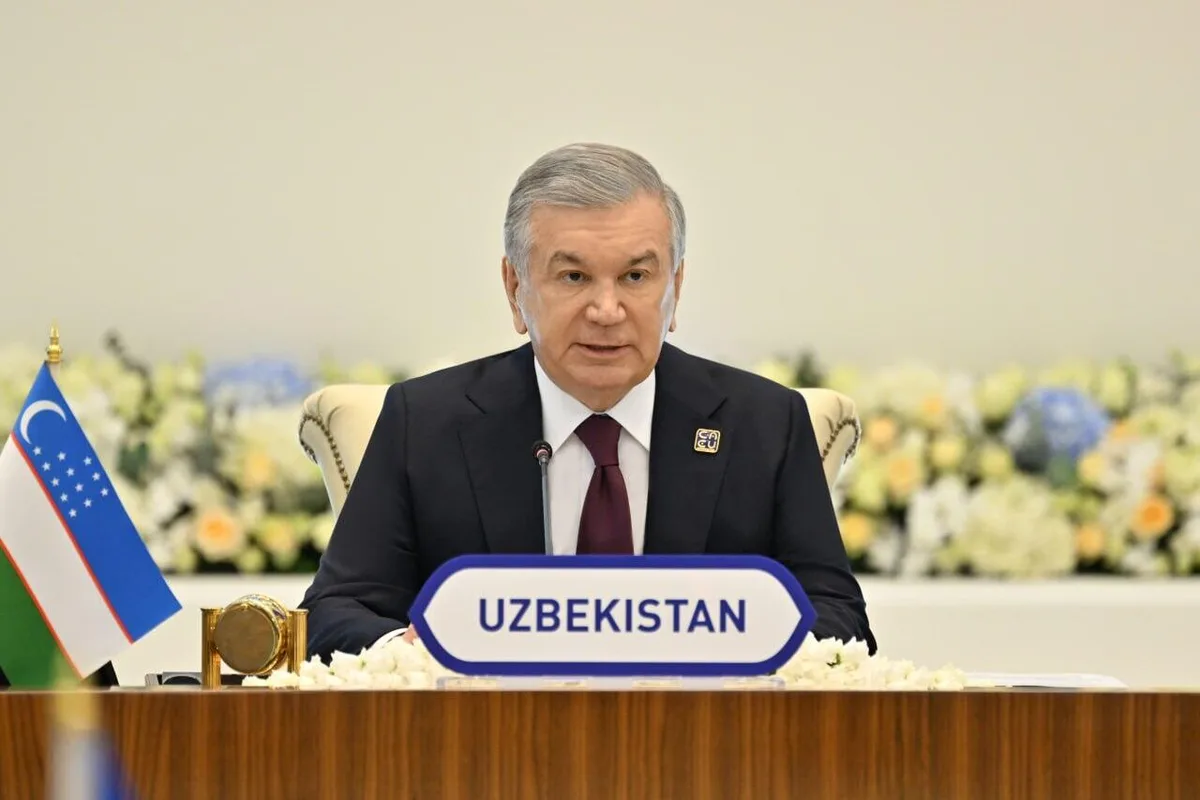 Шавкат Мирзиёев поздравил Президента Ильхама Алиева