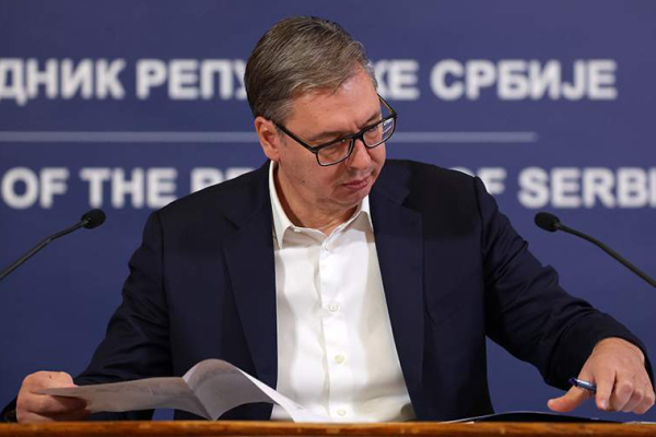У Вучича «интенсивная внешнеполитическая деятельность»: сначала в Азербайджан, потом в Китай