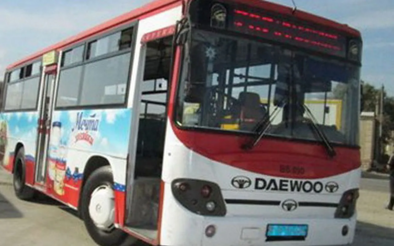 Pirallahıda avtobus piyadanı vuraraq öldürdü