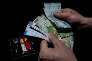 Средняя заработная плата в Баку выросла почти на 8%