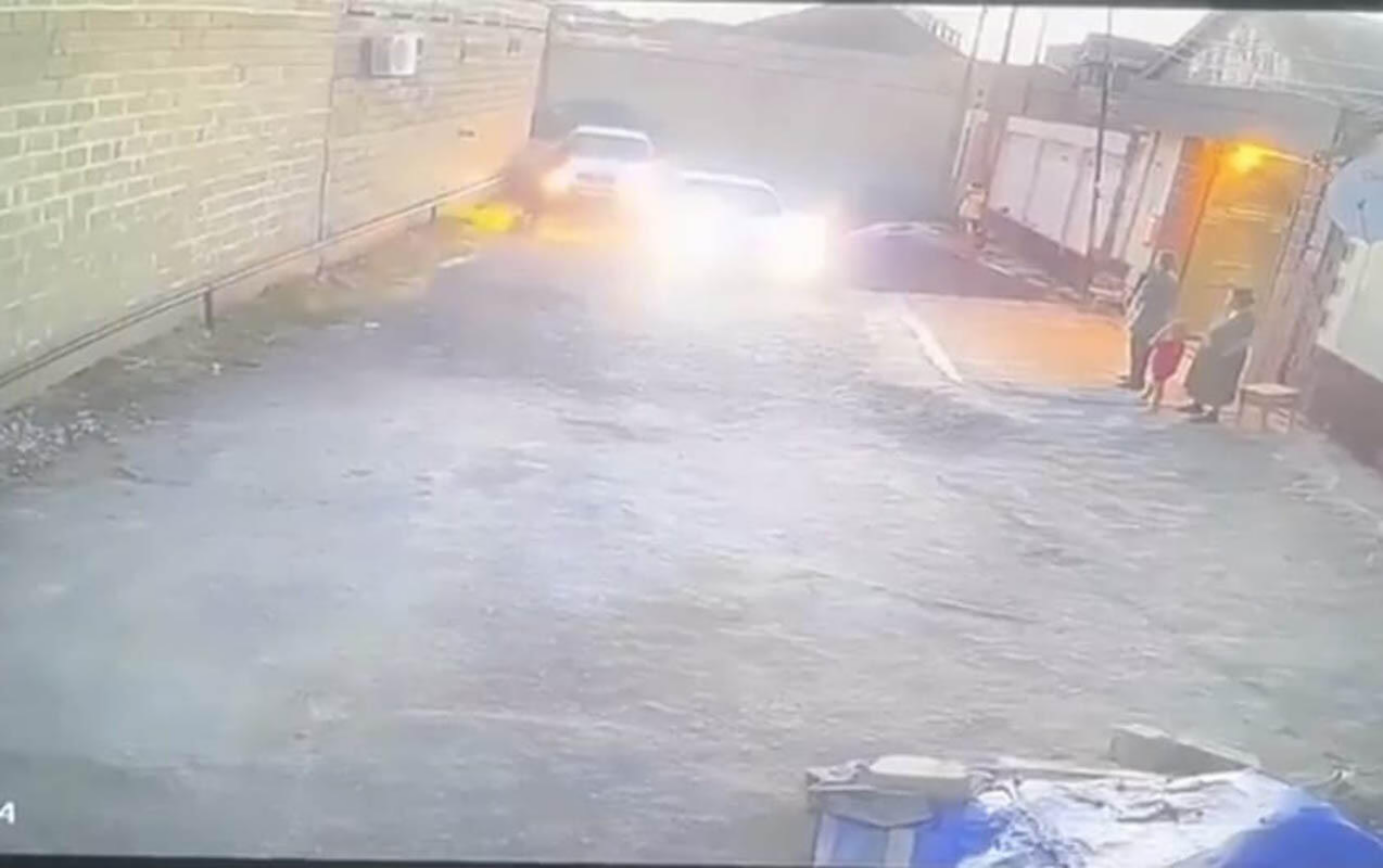 Qobustanda maşınla bir neçə dəfə həmyerlisinin üzərindən keçdi