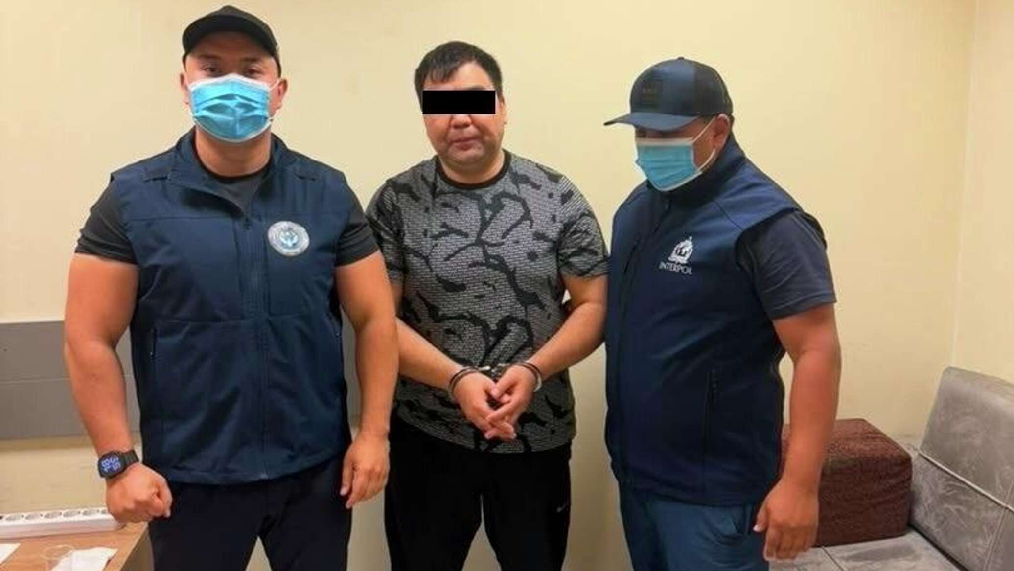 Контролировал рудники в Джалал-Абаде — из Грузии привезли члена ОПГ Кольбаева