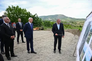 Əlaqələndirmə Qərargahının iclasının iştirakçıları Xocalıda salınmış intensiv meyvə bağları ilə tanış olublar