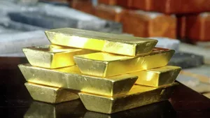 За три месяца золотовалютные резервы Нацбанка КР уменьшились на $1,5 млрд