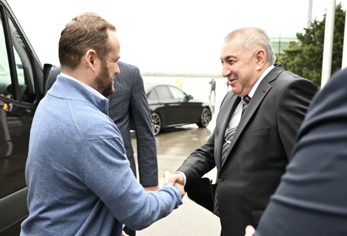Вице-премьер Украины прибыл в Азербайджан