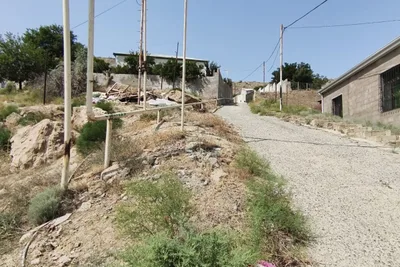 Ни дороги, ни воды, ни канализации… Реалии Локбатана