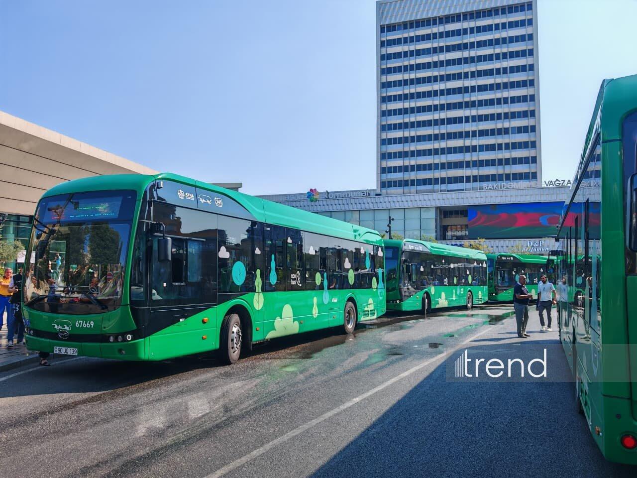 Bakı Metropolitenində xətlərin ayrılması ilə bağlı 20 marşrut xəttinə əlavə avtobuslar cəlb olunub