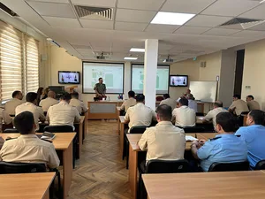 НАТО проводит курс в Баку